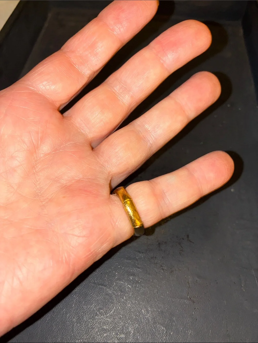 N/A elegant gold